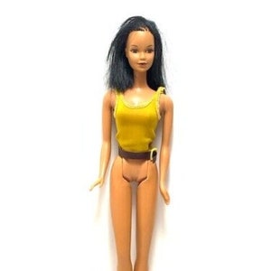 NIB / MINT - Barbie Noire AA CHRISTIE de la collection 'TROPICAL