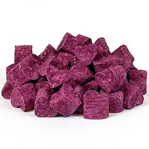 Blackberry Mini Heart Treats | 100% Organic and Healthy Treats for Rabbits, Guinea Pigs, and Other Small Pets