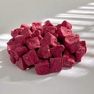 Raspberry Mini Heart Treats | 100% Organic and Healthy Treats for Rabbits, Guinea Pigs, and Other Small Pets