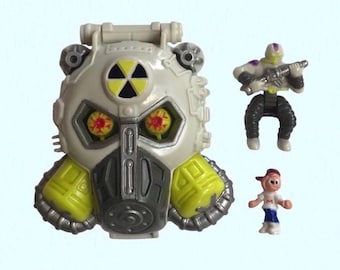 Mighty Max Nuke Ranger COMPLETE, Mighty Max Horror Heads, 90's
