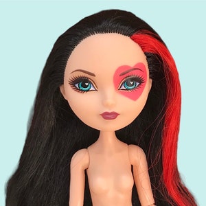 Ever After High Lizzie Hearts  Ever after high, Ever after dolls, Monster  high dolls