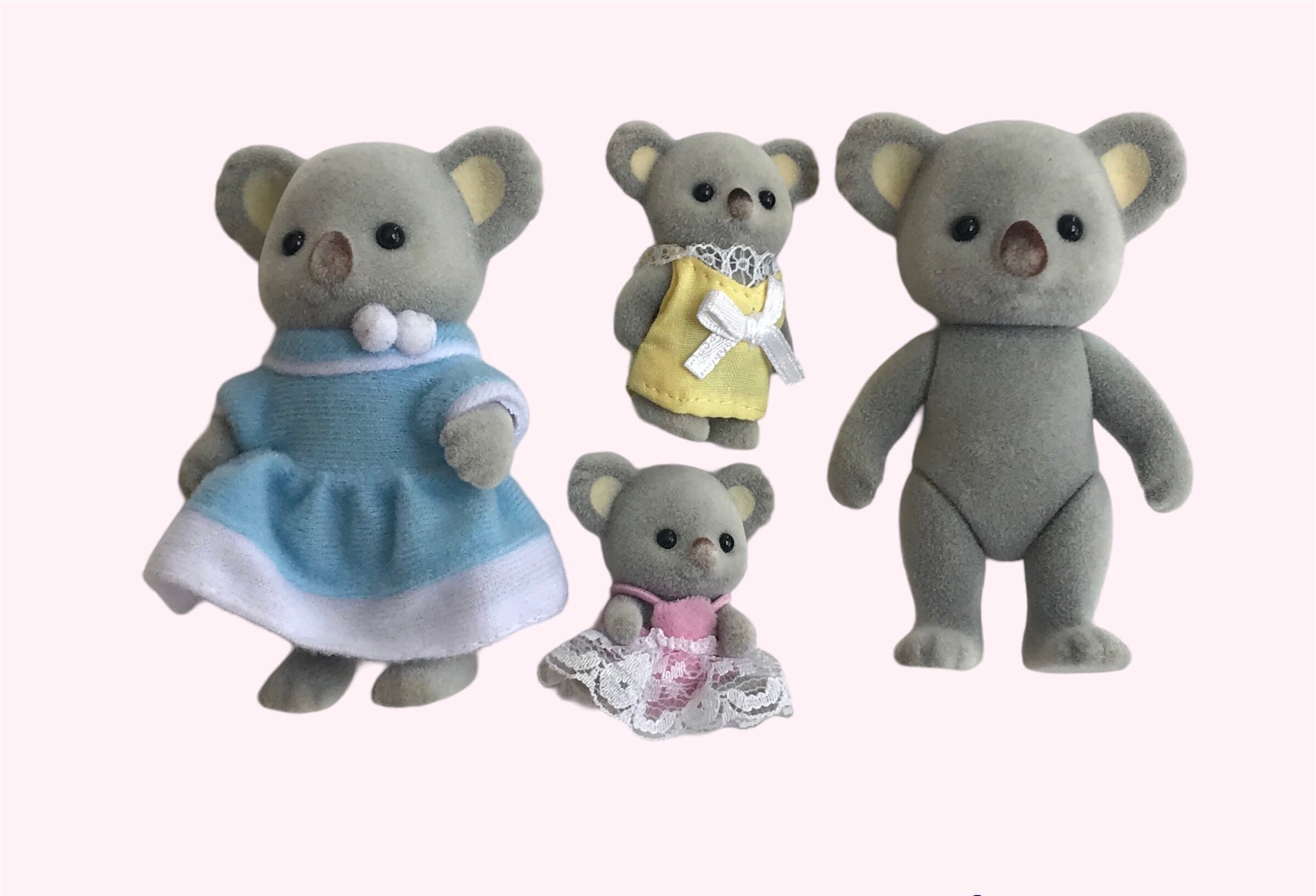 Calico Critters Outback Koala Family Set 4 Pcs Mother, Father, Sister &  Baby Poseable Toy Figurines preloved Condition See Description -  India