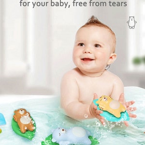 Leaf Lounger Bear Bath Toy, Wind Up Animal Bath Toys, Bath Toy for Kids and Toddlers, Cute Bath Toy image 5