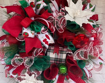 Traditional color Christmas wreath with jewels,  home decor