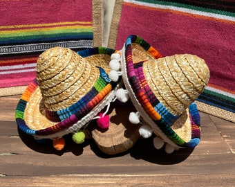 Generic Sombrero Party Hats, Classic Cinco De Mayo Sombrero Head 並行輸入品 : 4E\u0027s Novelty 2 Pack Sombrero Hats Adult, Red \u0026 Yellow