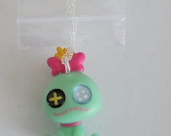 Scrump - Lilo & Stitch - Disney Doorables Jewelry - Necklace
