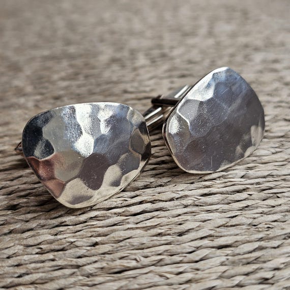 Vintage 1970s Hammered Sterling Silver Cufflinks by Artform Jewellery 1973