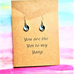 You are the Yin to my Yang, Yin Yang Ohrringe, Yin Yang Geschenk, Schwarz-Weiß Ohrringe, Yin Yang Freundschaft, Yin Yang Anhänger,Yin Yang Dekor
