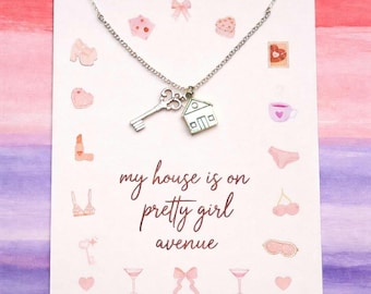 Sabrina Necklace,Sabrina House,Tour,SB,Pretty girl avenue,Carpenter Necklace,House Necklace