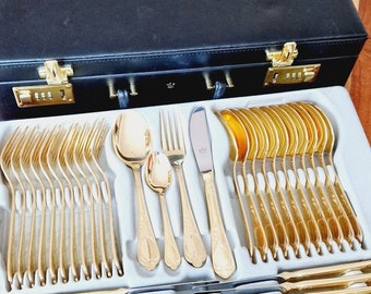 German cutlery SBS Solingen 12 people 70 pieces stainless steel 18/10 and gold 23-24 K hard gold plated in a box with 2 compartments. Table cutlery