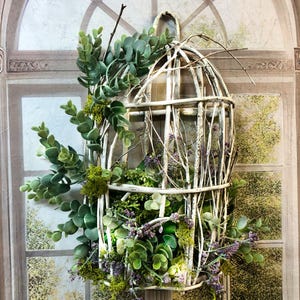 Can You Put Fake Plants in a Bird Cage: Safe & Stylish Tips