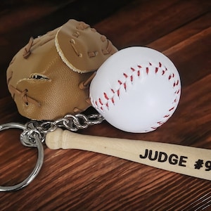 Personalisierter Baseball Schlüsselanhänger - Schlüsselanhänger mit individueller Gravur - Perfektes Geschenk für Baseball Fans - Sportzubehör - Team Geschenke