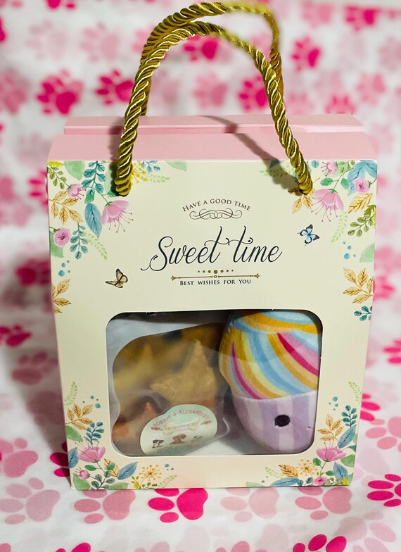 Delicious HANDMADE Christmas DOG TREAT Grazing Box Hamper Dog