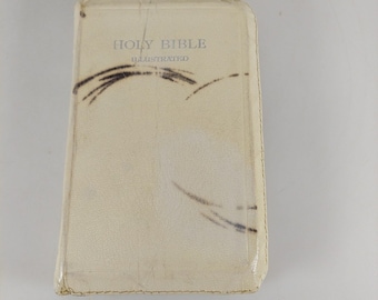 Holy Bible Illustrated KJV Zippered White Leather Collins' Clear Type Press