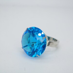 50mm Ocean Blue Crystal Ring Prime Jewel Glass Paperweight Wedding Display
