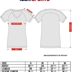 K&ouml;nnte beinhalten: Gr&ouml;&szlig;entabelle f&uuml;r ein Damen-T-Shirt mit Ma&szlig;en in Zoll f&uuml;r Brust, L&auml;nge, &Auml;rmell&auml;nge und Saum. Die Gr&ouml;&szlig;en umfassen S, M, L und XL.