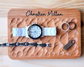 Personalized Beech Wood Valet Tray: Engraved Catch-All Tray