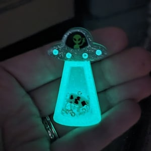 UFO Shaker Mold, Alien Mold, Shaker Mold, Silicone Mold, Mini Shaker Molds, Resin Molds, Shaker Charms, UV Resin Mold, Resin Shaker