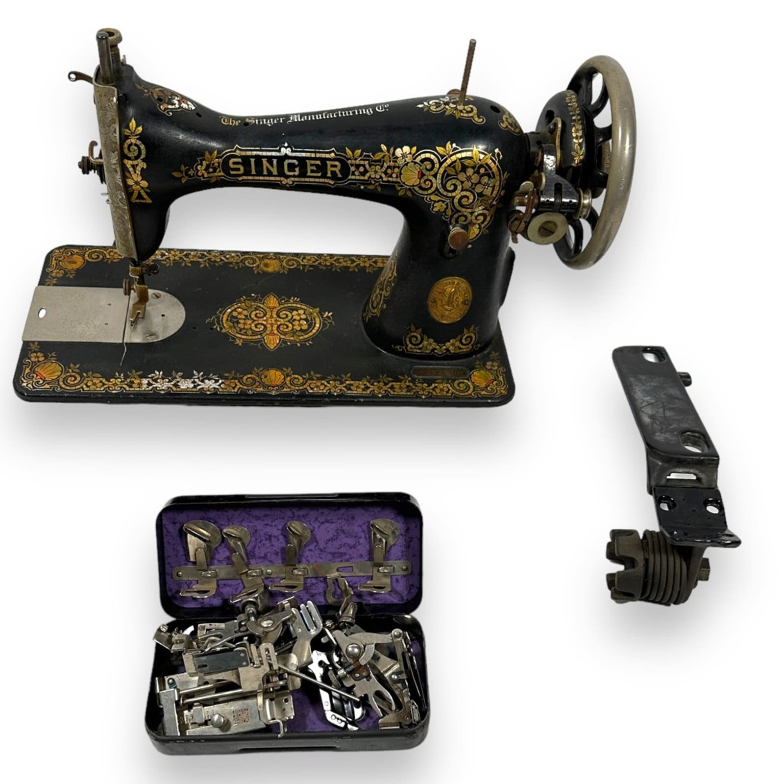 Singer Sewing Machines, Vintage, 1914 & 1940, good quality