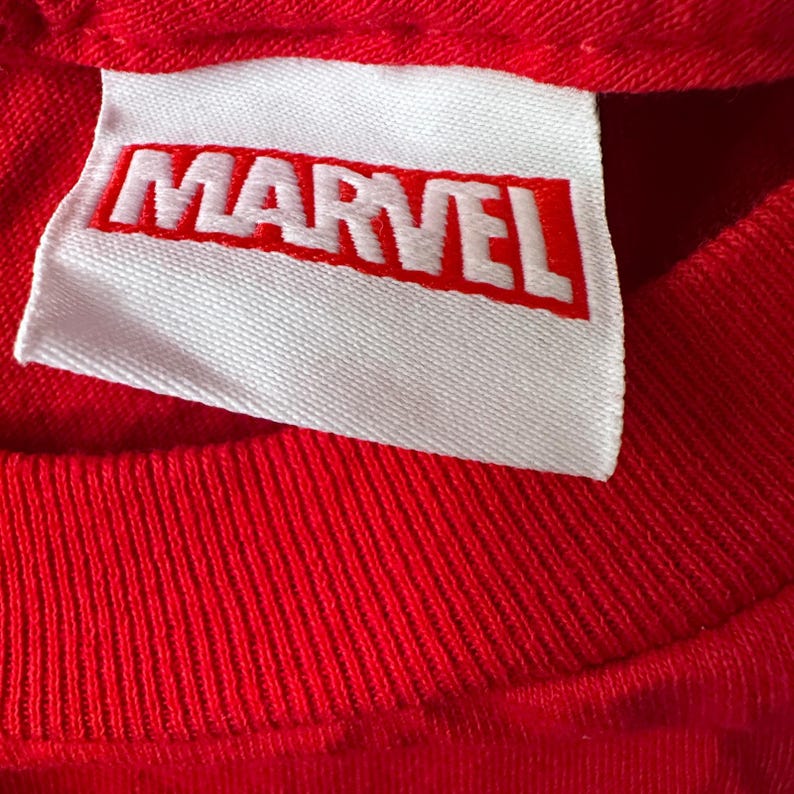 Marvel Invincible Iron Man Graphic T-Shirt Mens XL Red Y2K Superhero Y2K Mexico image 5