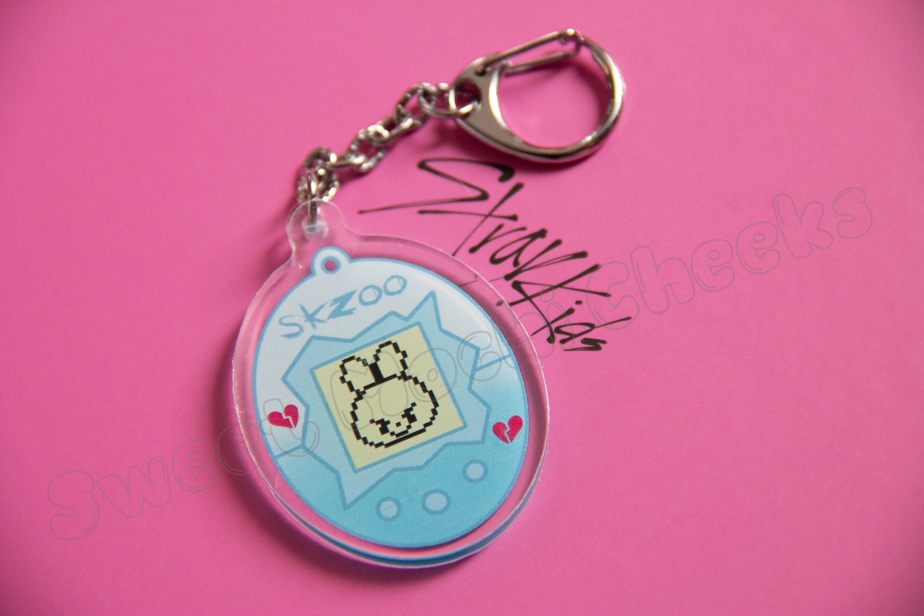 楽天市場】【公式品】 Stray Kids [ SKZOO x TAMAGOTCHI & CASE