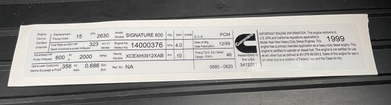 CUMMINS SIGNATURE 600 Diesel Engine Valve Cover 1999 Tag ID