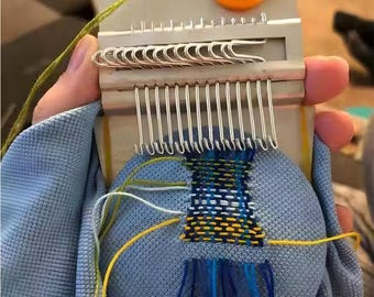 Mini Speedweve Darning Loom Tool, Small Weaving Machine for Jeans, Socks, DIY Stitch Repair Kit, Easy Weave Craft Tool for Clothes Repair