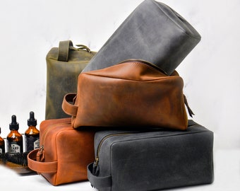 Borsa da toilette da uomo in pelle, Kit Dopp in pelle, Personalizza Kit Dopp, Regalo in pelle per lui, Borsa in pelle incisa personalizzata, Regalo di Natale