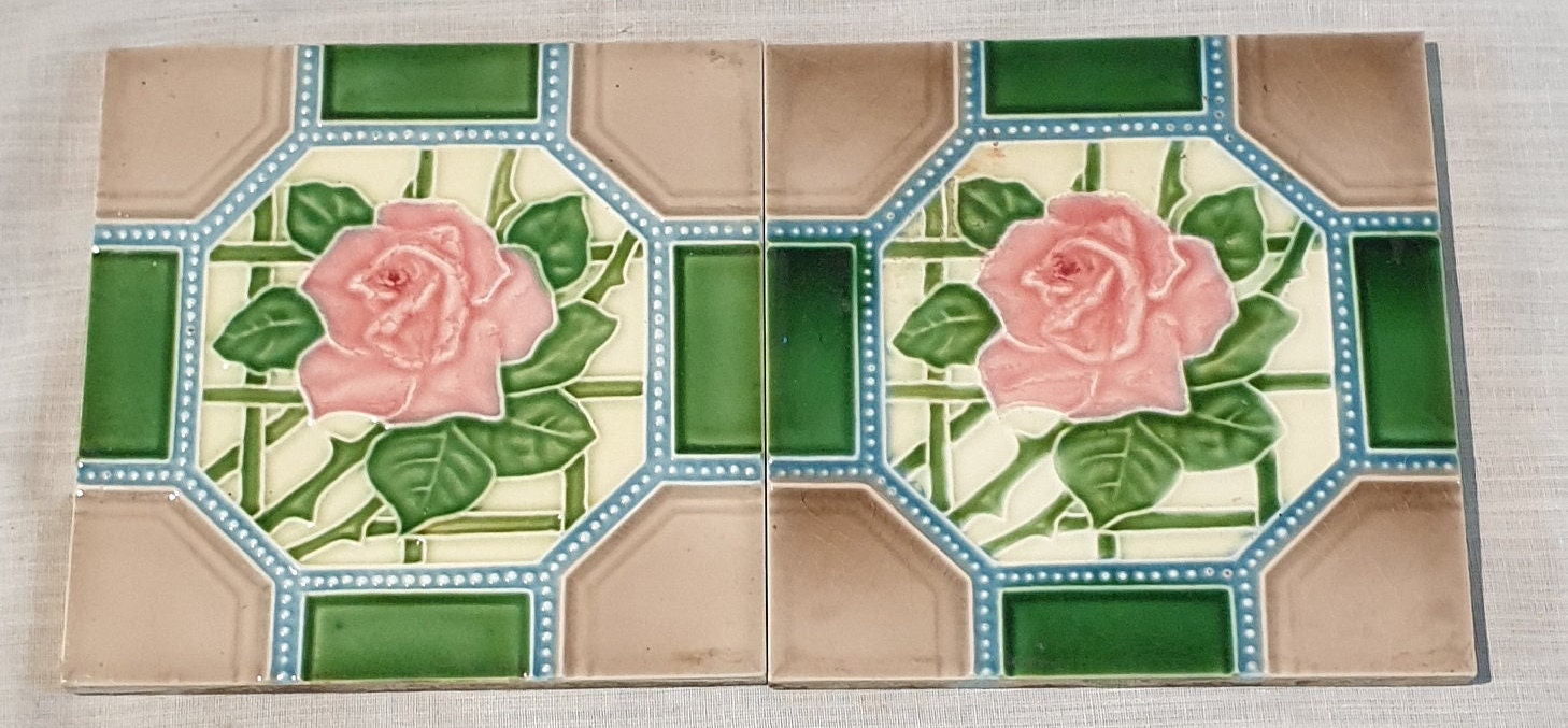 Dodo tile in majolica