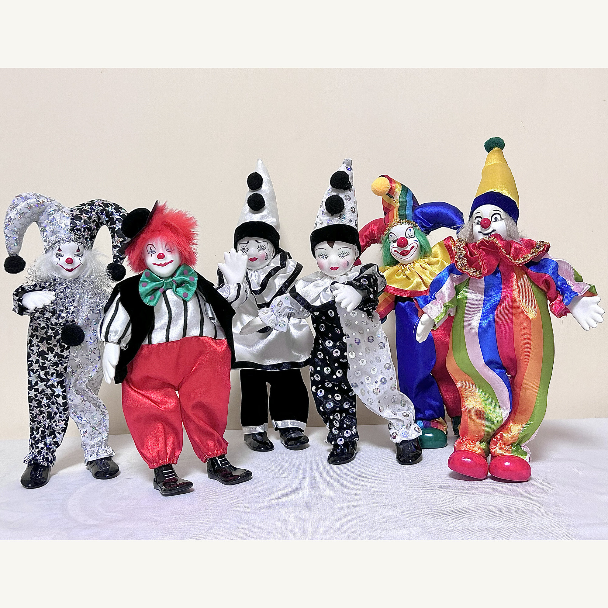 Ted the cheap haunted clown doll