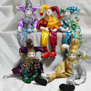 Cute Clown Doll Desktop Decorations,Ceramic Clown Toys Home Living Room Ornaments,Birthday Gift For Her,Hand Painted Face