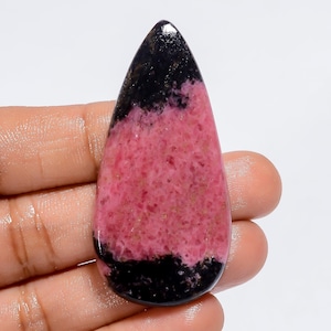 Pietra preziosa sciolta a forma di pera di rodonite naturale, cabochon, per la creazione di gioielli, 95 carati, 52 x 25 x 5 mm (rodonite come da foto)