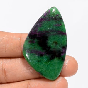Pedra preciosa de rubi natural zoisite oval rubi zoisite cabochão 46X27X6 mm Tamanho 72 quilates formato extravagante pedras de rubi zoisite (rubi zoisite como imagem