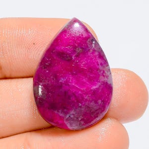 Natürlicher Rubin Zoisit Birnenform Cabochon Lose Edelstein für die Herstellung von Schmuck 32 Ct. 25X18X5 mm (Stein wie Abbildung)