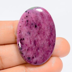 Cabochon de rubis naturel, cristal de rubis rose, pierre précieuse de rubis en vrac, pierre de rubis polie des deux côtés, forme ovale 36 x 24 x 5 mm (pierre comme sur la photo)
