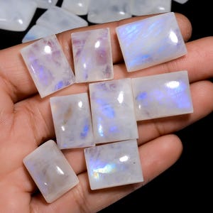 Natuurlijke regenboogmaansteen stralende cabochon edelsteen 39-delig lot voor het maken van sieraden 977 kt. 16 x 11, 29 x 14 mm (steen als afbeelding)