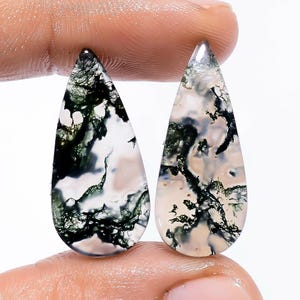Natürliche Moosachat Birnenform Cabochon Lose Edelstein-Paar für Ohrringe Gewicht 18 Karat Größe 26X12X4mm