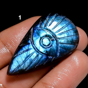 Cristallo di labradorite con intaglio dell'occhio, pietra preziosa di labradorite intagliata a fuoco multiplo per realizzare gioielli con opzioni di scelta multipla (pietra come da immagine)