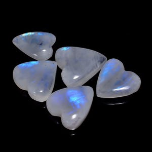 Cabochon de pierre de lune arc-en-ciel naturel en forme de coeur, lot de 5 pierres précieuses pour la fabrication de bijoux 89 Ct 17 x 13 20 x 19 mm (pierre de lune comme sur la photo)