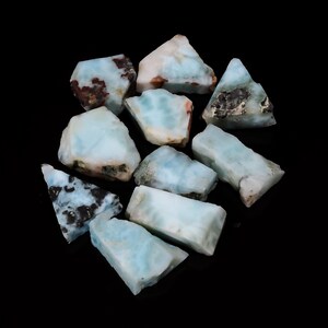 Natürlicher Larimar Fancy Form Scheibe lose Edelstein 10 Stück Lot für die Herstellung von Schmuck Gewicht 128 Karat Größe 18X12 22 x 9 mm (Roh wie ein Bild)