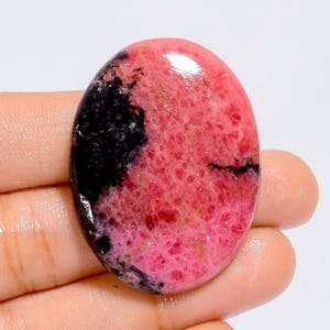 Pietra preziosa sciolta cabochon ovale di rodonite naturale per la creazione di gioielli, 86 carati, 41 x 31 x 6 mm (rodonite come da immagine).