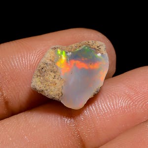 Pietra grezza naturale di opale etiope / Cristallo grezzo di opale etiope secco / Pietra preziosa di opale di fuoco di Welo Opale di fuoco grezzo (opale grezzo come da foto)