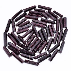 Cabochon a forma di matita di granato naturale, pietra preziosa sciolta, torre di pietre preziose a forma di matita di granato, obelisco a punti, pietra preziosa di cristalli curativi