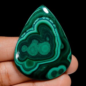 Pietra preziosa sciolta cabochon a forma di pera in malachite naturale per la creazione di gioielli, 111 carati, 48 x 36 x 4 mm (malachite come da foto)