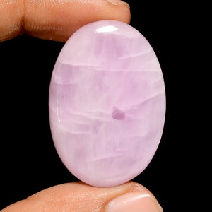 Natürlicher rosa Kunzit Edelstein rosa Kunzit Kristall Großer rosa Kunzit 36X25X4 mm Größe 50 Karat Kunzit Stein