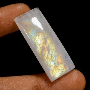 Cabochão de pedra da lua natural arco-íris, pedra da lua de fogo, pedra preciosa solta para fazer joias, 44 quilates, 37 x 15 x 7 mm
