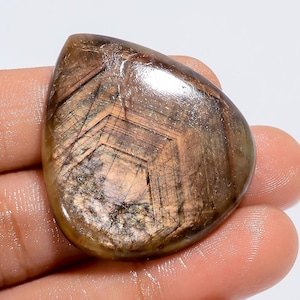 Natürlicher goldener Saphir-Birnen-Form-Cabochon-Edelstein für die Herstellung von Schmuck 72 Ct. 34X30X4 mm (Stein wie Abbildung)