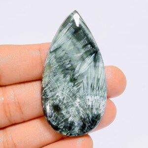 Cabochon en forme de poire séraphinite naturelle, pierre précieuse en vrac pour la fabrication de bijoux, 58 carats 52 x 27 x 5 mm (pierre comme sur la photo)