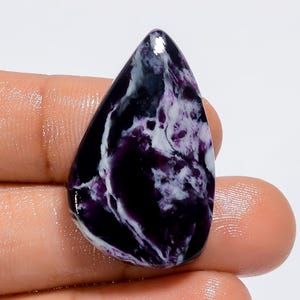 Kammererita natural em formato extravagante cabochão pedra preciosa solta para fazer joias 32 Ct. 31X19X5 mm (pedra como na imagem)