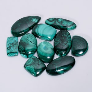 Natürliche Malachit Edelstein Lot 10 Stück Grün Malachit Lot 20X17 37X18 mm Größe Mix Form Grün Malachit Qualität Cab (Malachit wie Bild